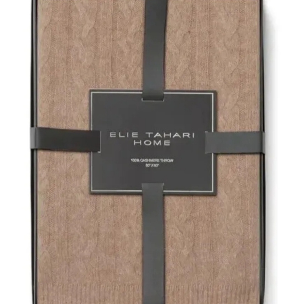 Elie Tahari Home Pure 100% Cashmere Knit Throw Blanket Oatmeal Beige 50x60 NEW